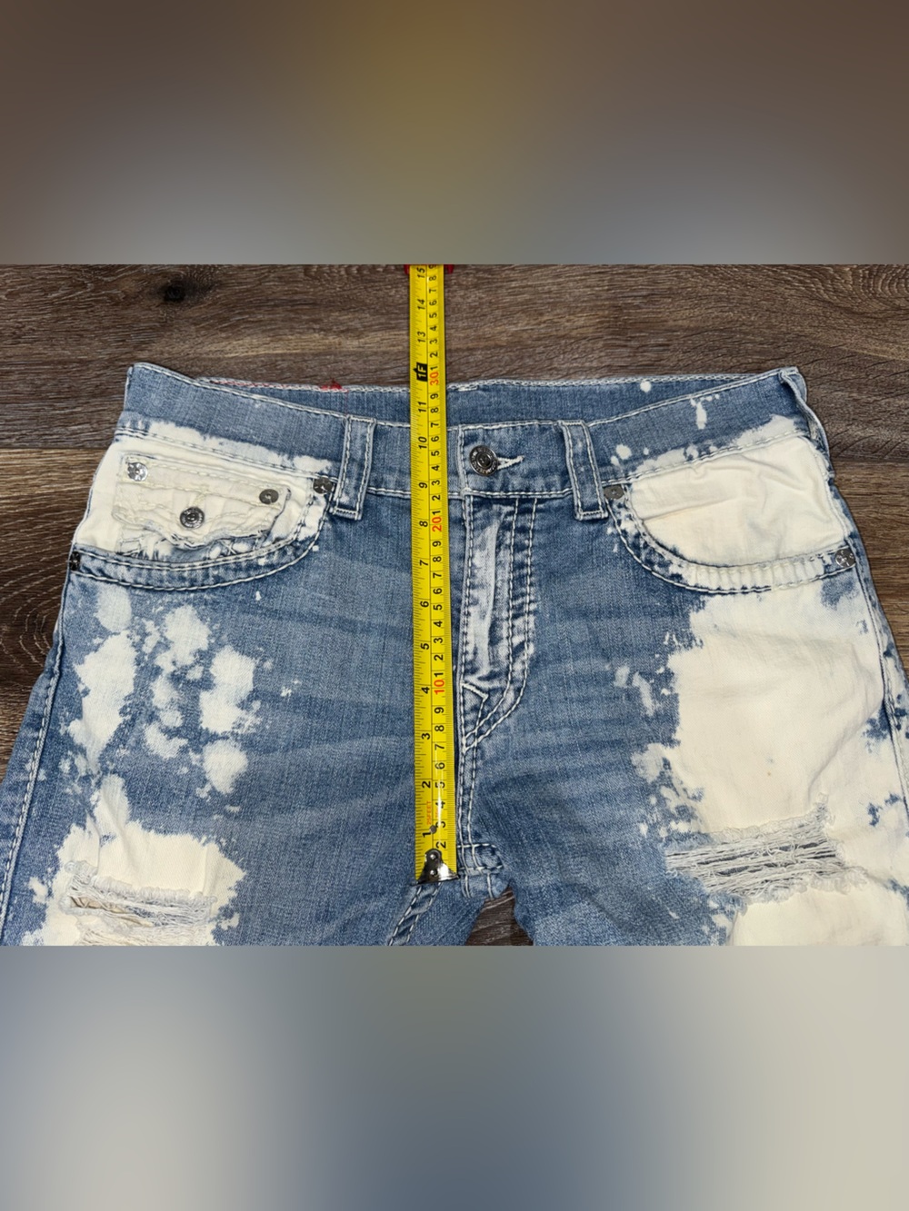 True Religion Straight Flap Big T Acid Wash Frayed Hem Cut-Off Shorts Men's 33 - Picture 12 of 13